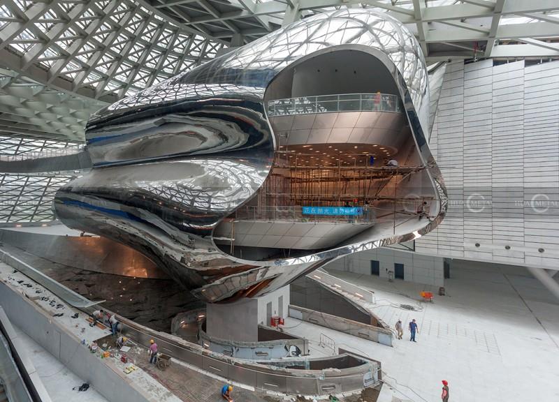 2 Qurilish-zanglamas po'latdan yasalgan haykallar-zavod-pekin-chinni (1) 2 Site-installation-Stainless-steel-sculptures-fabrication-factory-beijing-china (1)