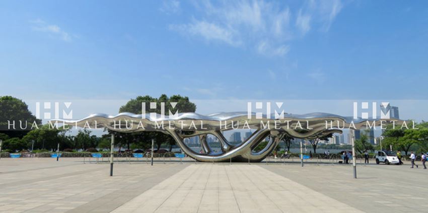 Mirror polishing stainless steel sculpture-Fantasy Boat